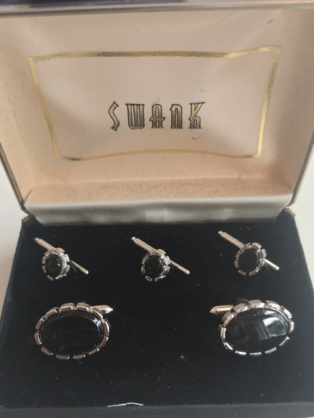 VTG SWANK Black Onyx Cufflinks and Shirt Stud Set